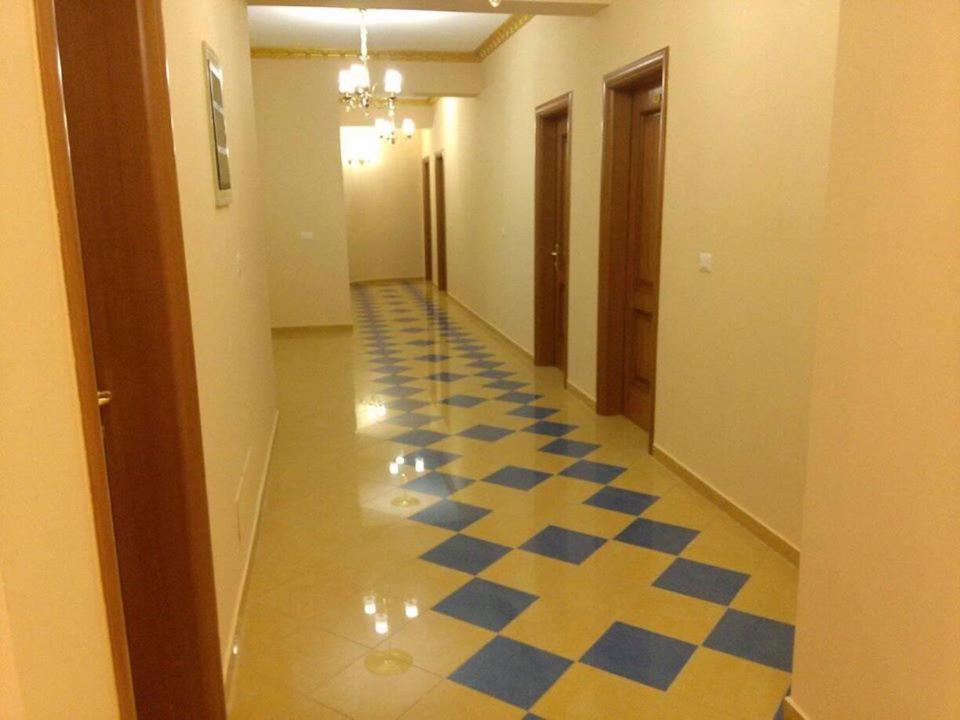 Kompleksi Gjoni Fier Bagian luar foto